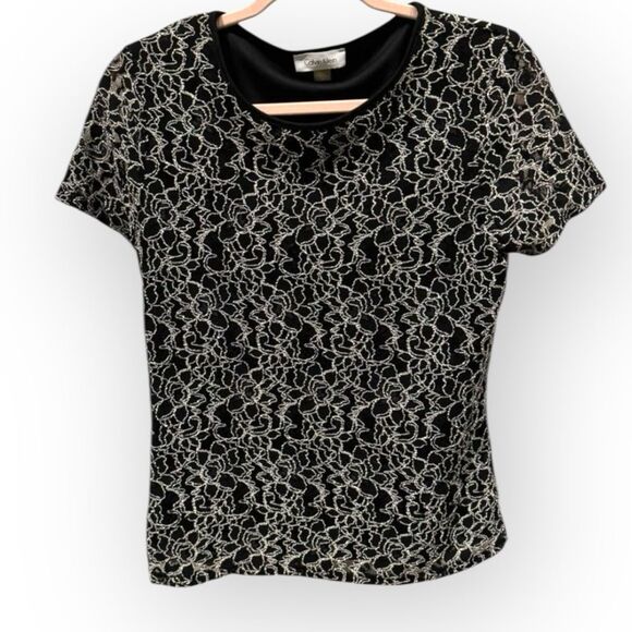 Calvin Klein Tops - Calvin Klein Black Top with White Floral Embroidery - Size Medium